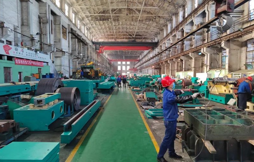 一線調(diào)研看開局 | 按下“快進(jìn)鍵” 沖刺“開門紅”！貴陽制造業(yè)生產(chǎn)一線復(fù)工復(fù)產(chǎn)見聞